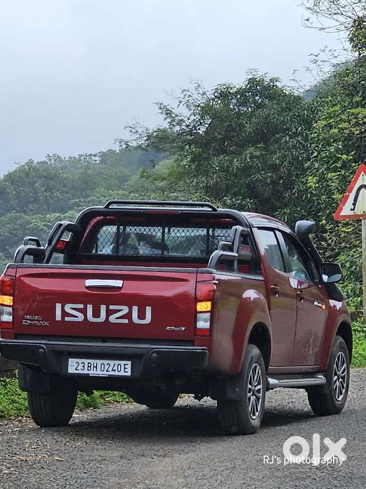 Isuzu Hi-lander 4x2 Mt 2023 Diesel 9050 Km Driven In Mint Condition