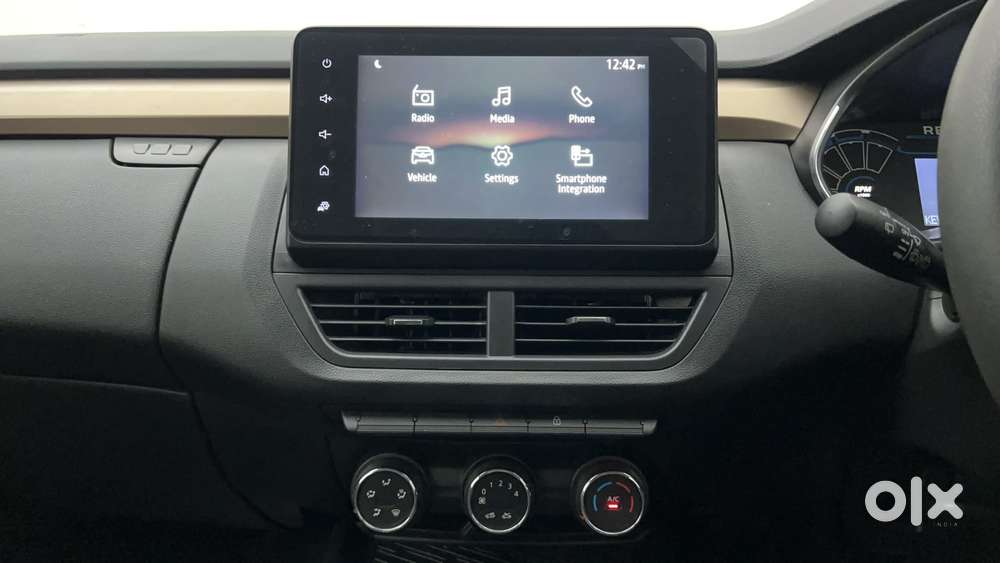 Renault Kiger Rxt, 2021, Petrol