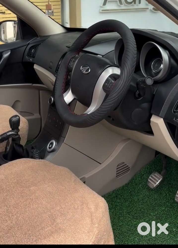 Mahindra Xuv500 Diesel 2015 With Sunroof & Push Button Start