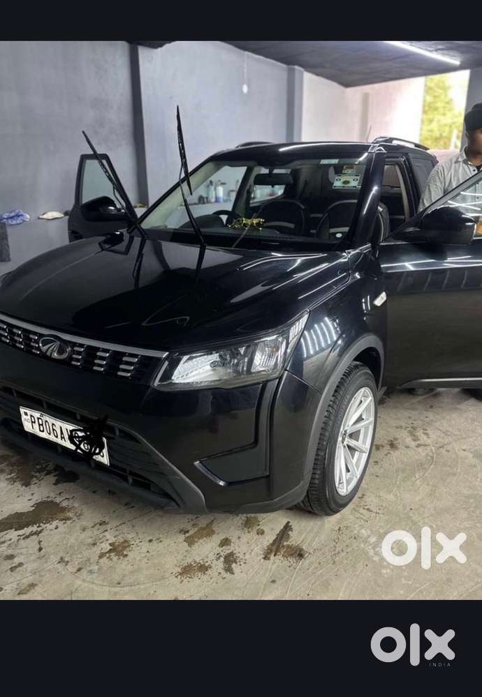 Mahindra Xuv300 Diesel Well Maintained