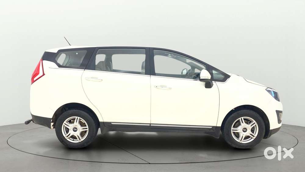 Mahindra Marazzo M6 8str, 2020, Diesel