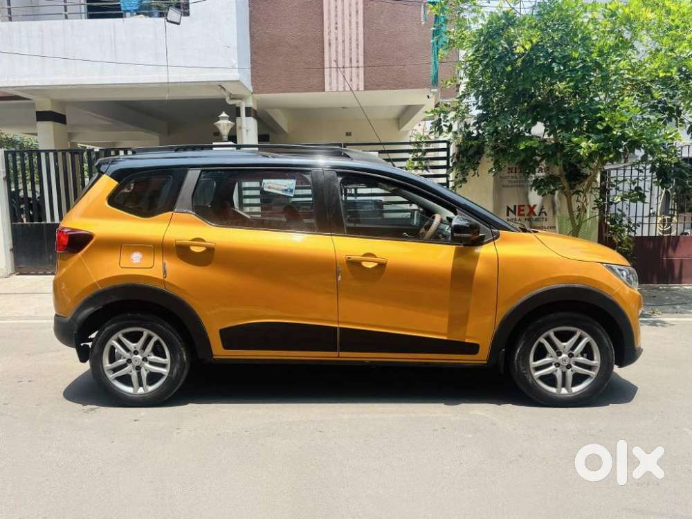 Renault Triber Rxz, 2022, Petrol