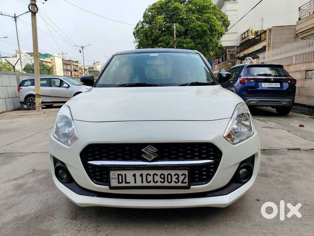 Maruti Suzuki Swift Vxi + Manual, 2022, Petrol