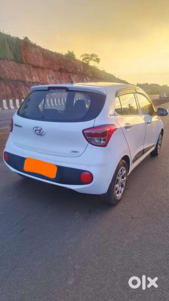 Hyundai Grand I10 2017 Diesel Well Maintained