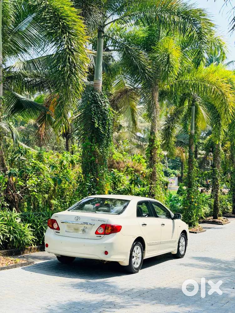 2009 Toyota Corolla Altis Petrol Topend Original Kerala Well Maintaine