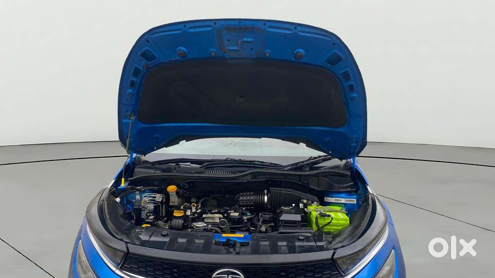 Tata Altroz Xz, 2022, Petrol