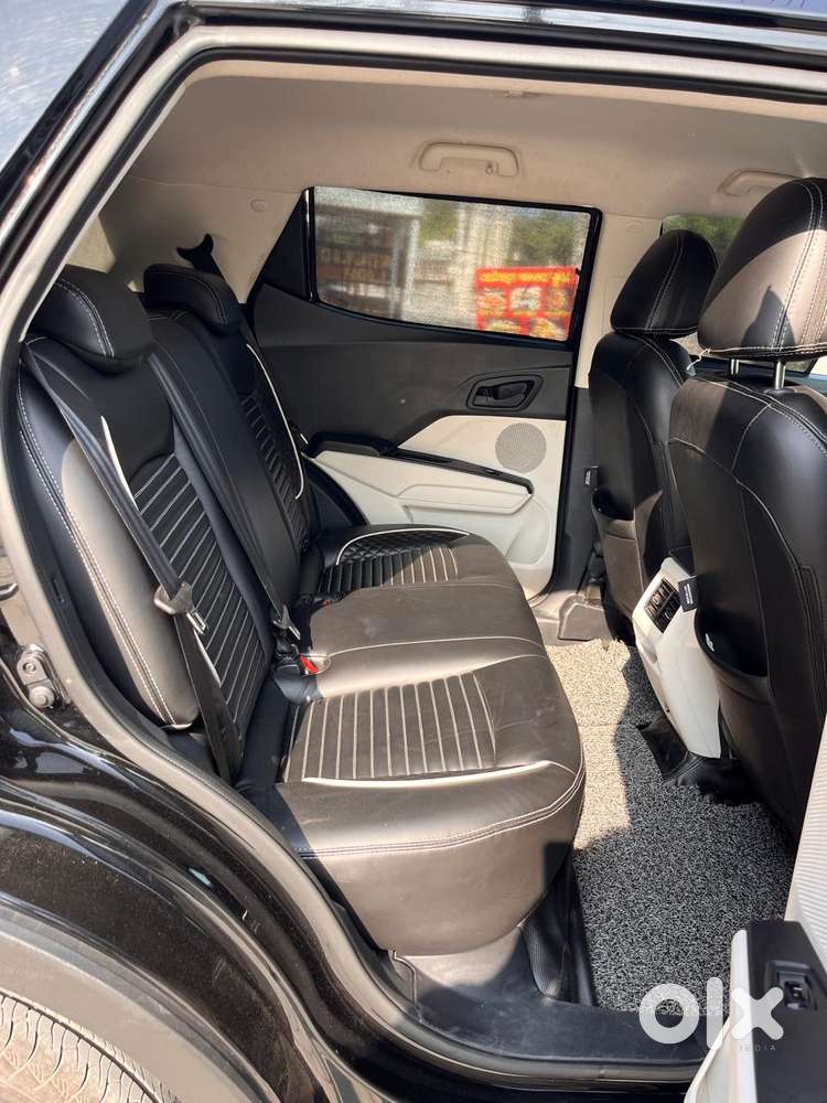 Mahindra Xuv 3xo Mx1 Pm Mt, 2025, Petrol
