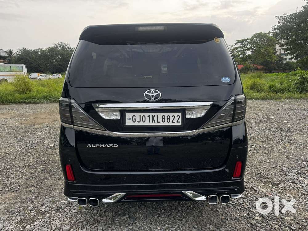 Toyota Alphard 3.0 V6, 2011, Petrol