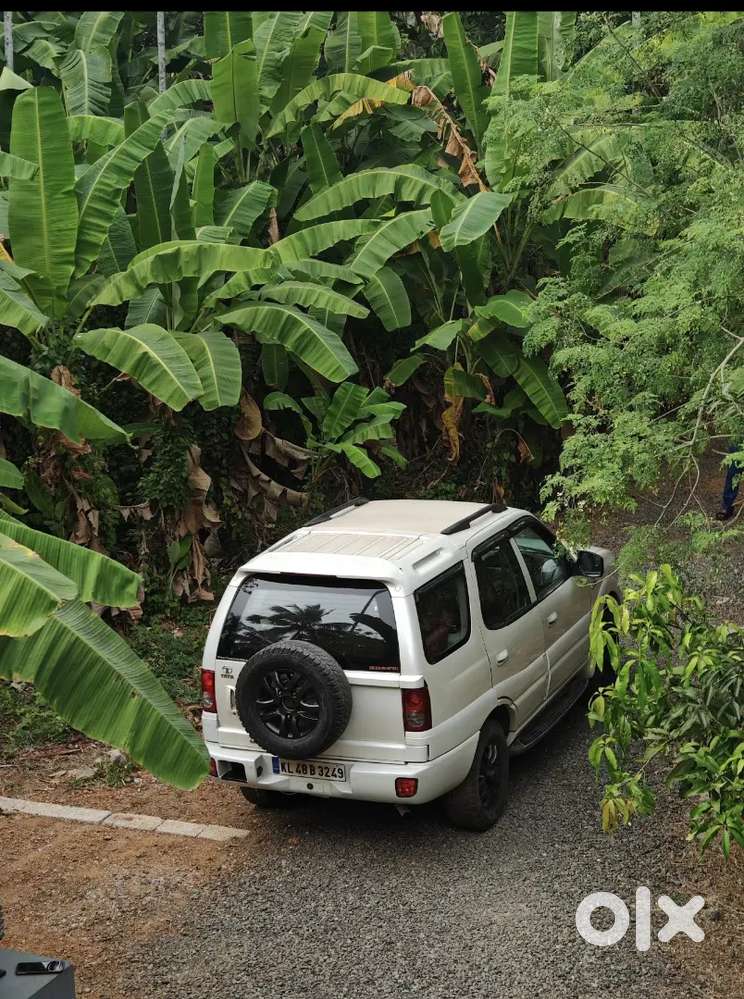 Tata Safari 2010