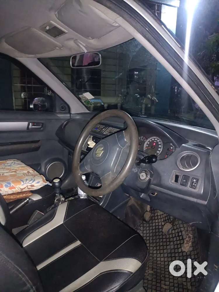 Maruti Suzuki Swift 2006 Petrol 100000 Km Driven