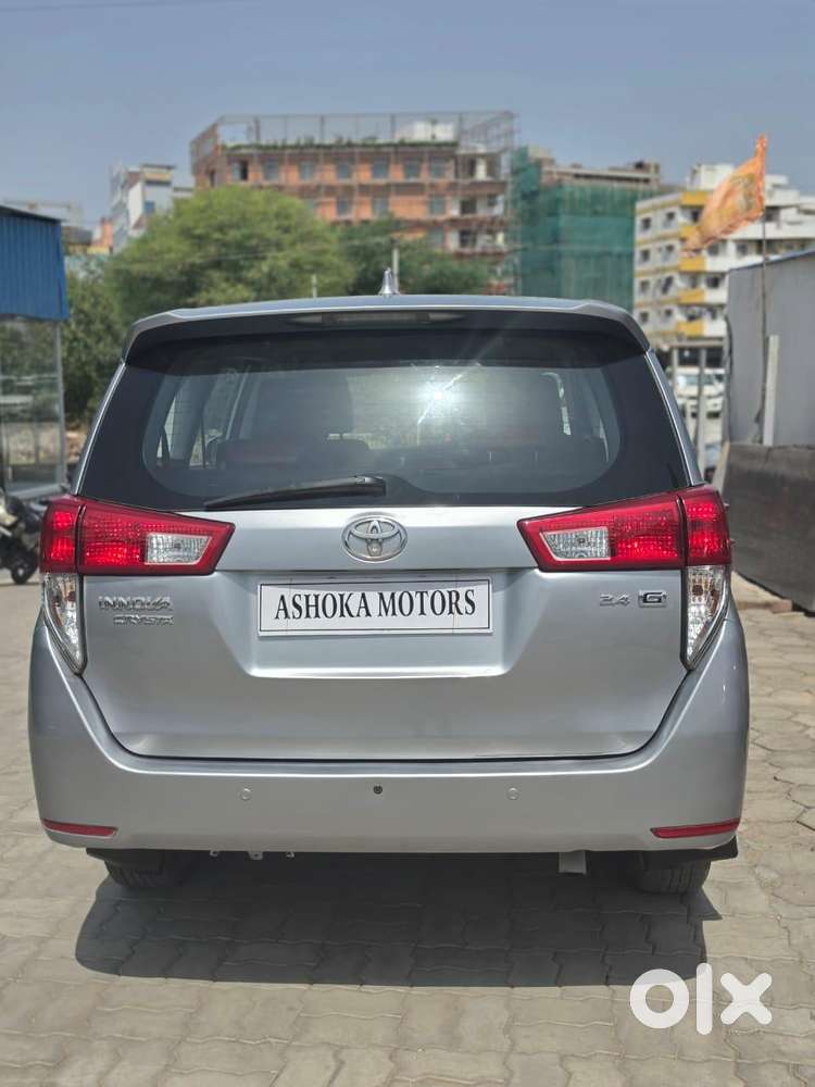 Toyota Innova Crysta 2.4 G Mt 7 Str, 2017, Diesel