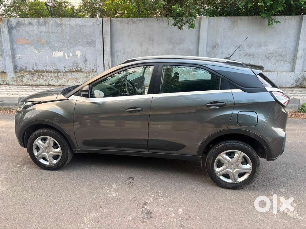 2023 Nexon Xma S  18000 Km Running Single Owner  Automatic Sunroof