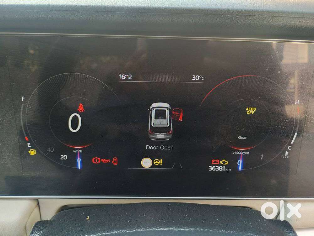 Mahindra Xuv700 2.2 Ax 7 Diesel Mt Luxury Pack Str, 2023, Diesel