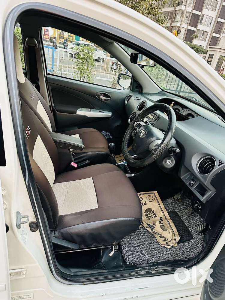 Toyota Etios 2010-2012 Vx, 2012, Cng & Hybrids