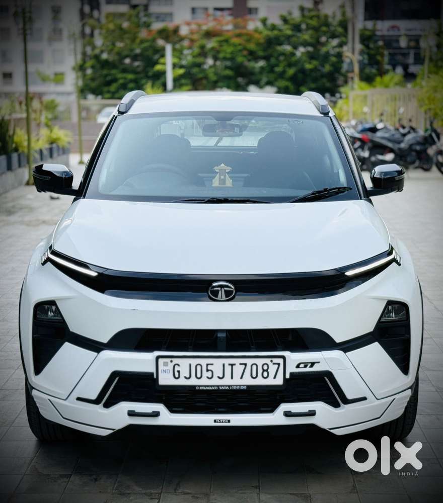 Tata Nexon Creative Plus 1.2 Revotron Petrol 7dca, 2025, Petrol