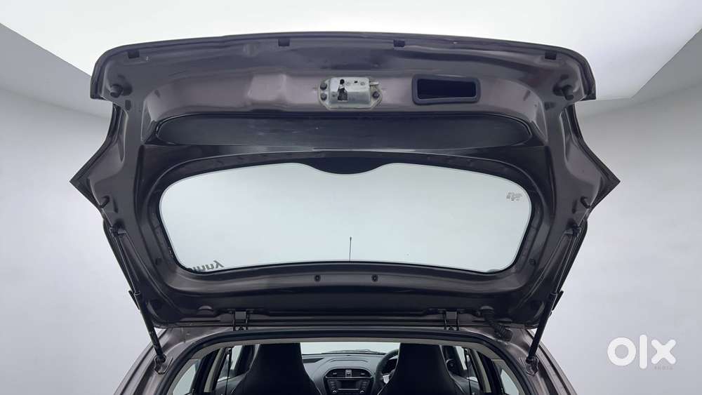 Tata Tiago 1.2 Revotron Xt, 2017, Petrol