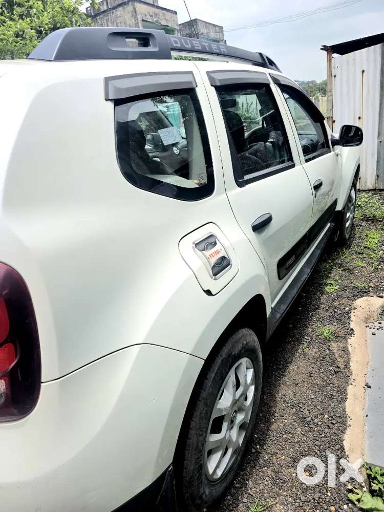 Renault Duster Rxe 2019 Petrol Manual