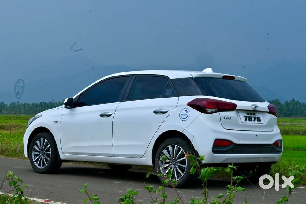 Hyundai I20 2018 Petrol 67000 Km Driven