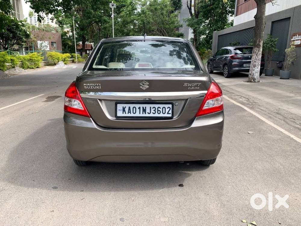 Maruti Suzuki Swift Dzire 1.2 Vxi Bsiv, 2016, Petrol