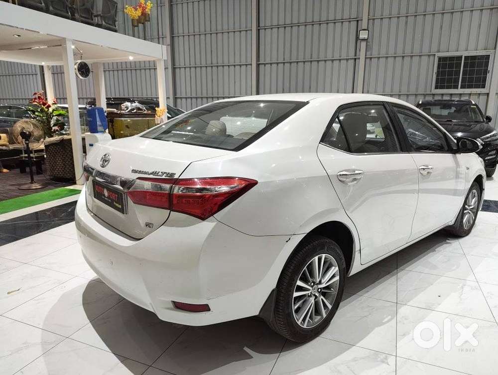 Toyota Corolla Altis Vl Mt, 2016, Petrol