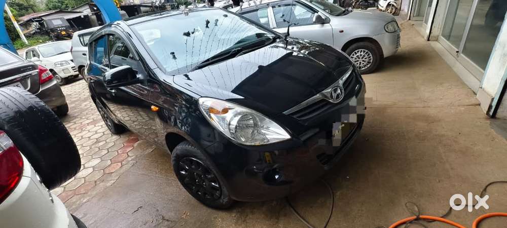 Hyundai I20 2009-2011 1.4 Asta (at), 2010, Petrol