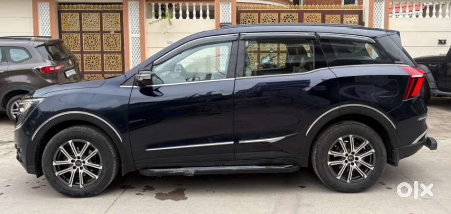 Mahindra Xuv700 2.2 Ax 7 Diesel At Luxury Pack Str, 2023, Diesel