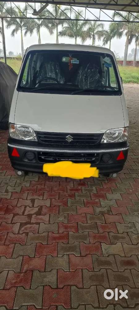 Maruti Suzuki Eeco Cargo Loading Bayana Top Variant Ac Heater