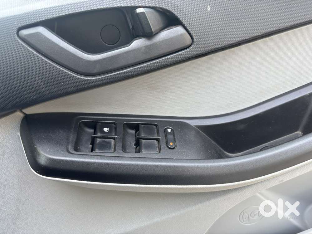 Tata Tiago 1.2 Revotron Xm Cng, 2024, Cng & Hybrids