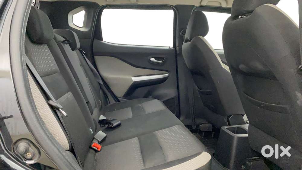 Nissan Magnite 1.0 Xv, 2022, Petrol