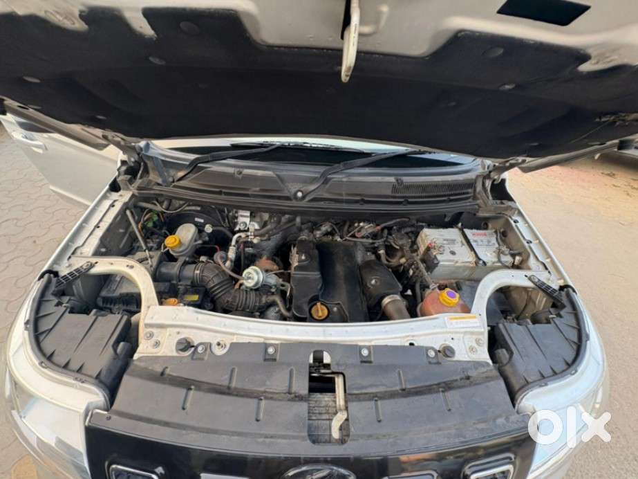 Mahindra Tuv 300 T8 Amt (automatic), 2018, Diesel