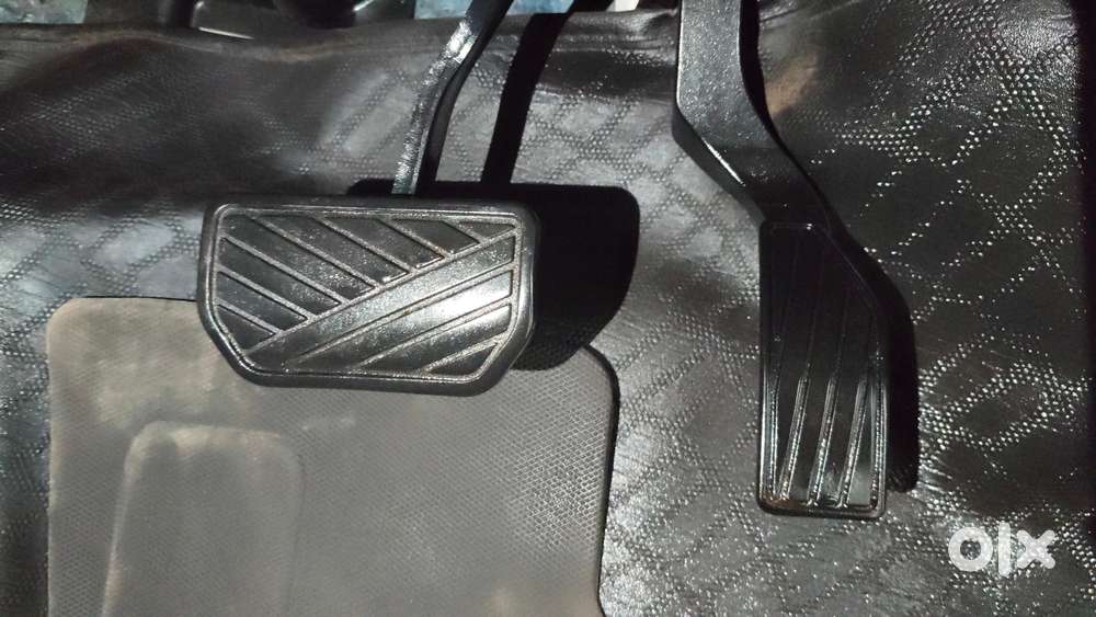 Maruti Suzuki Vitara Brezza 1.5 Zxi Plus At, 2021, Petrol