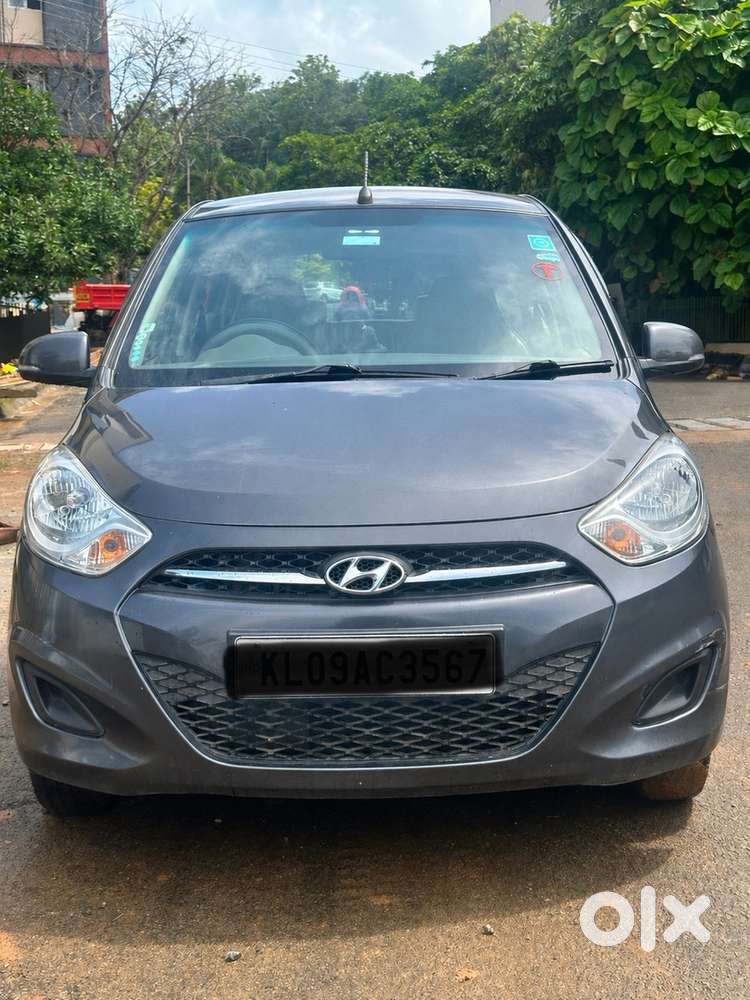 Hyundai I10 Sportz Petrol 2012