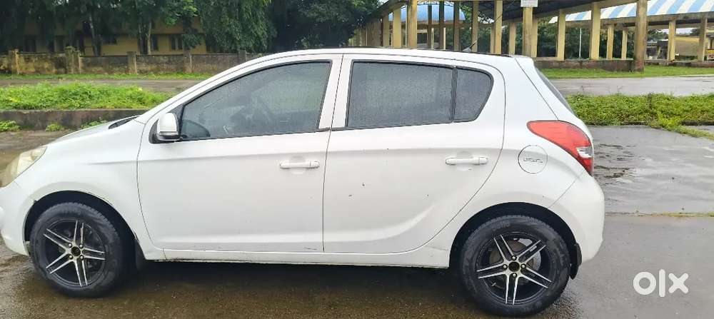 Hyundai I20 Sportz 2012