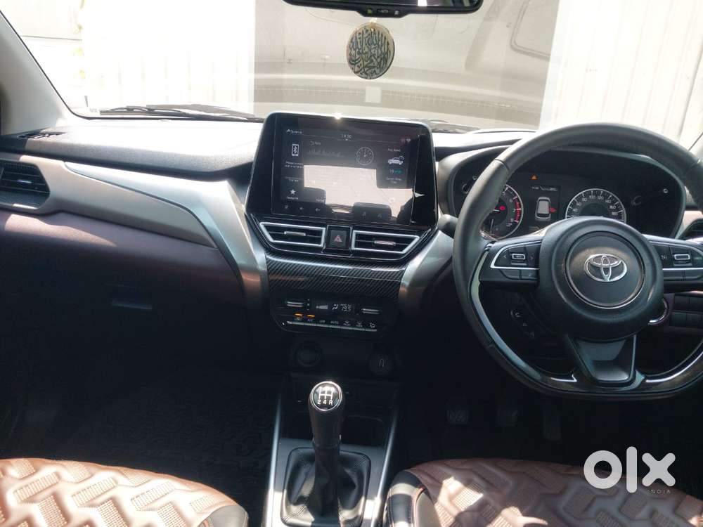 Toyota Urban Cruiser Taisor V 1.0 Petrol Mt, 2024, Petrol