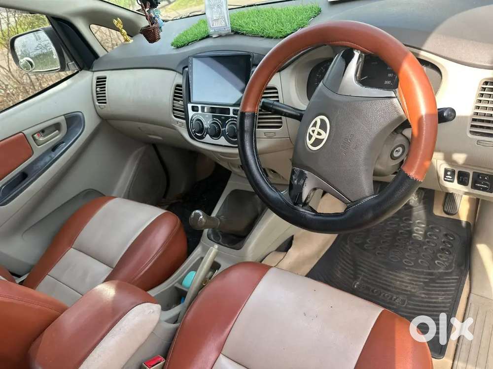 Toyota Innova 2.5 Diesel 2012