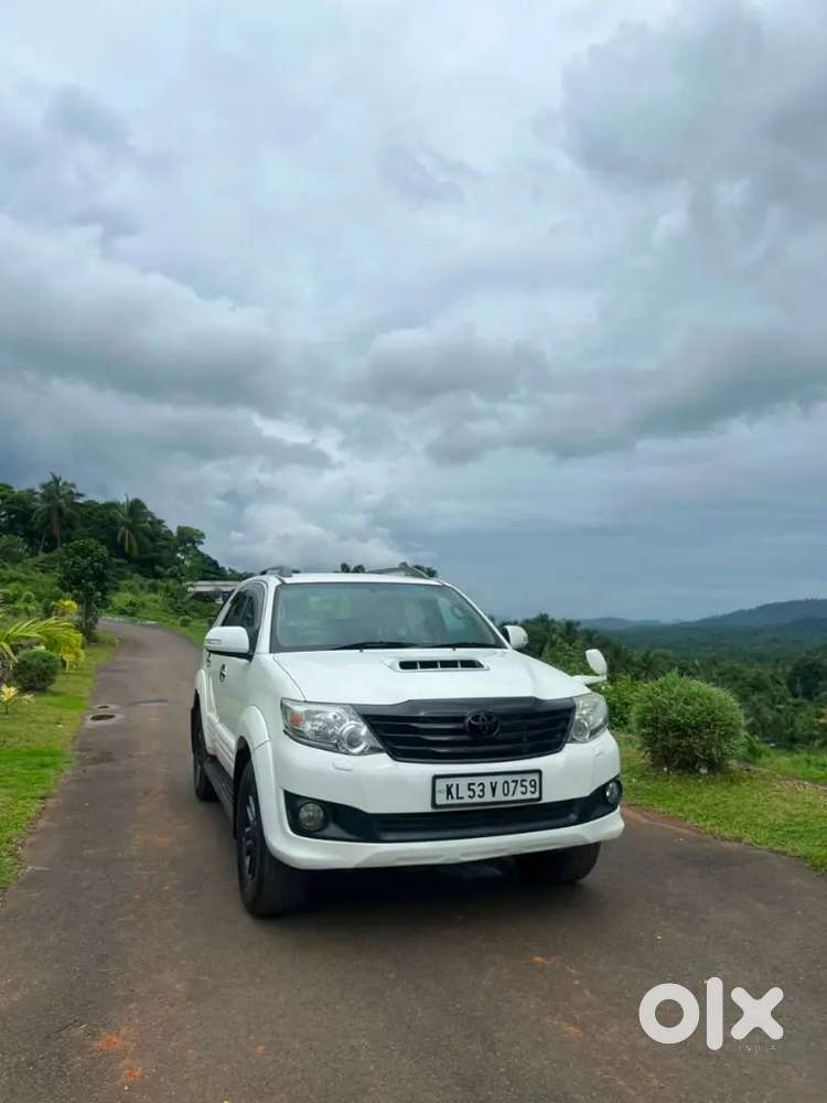 Toyota Fortuner Diesel 2015