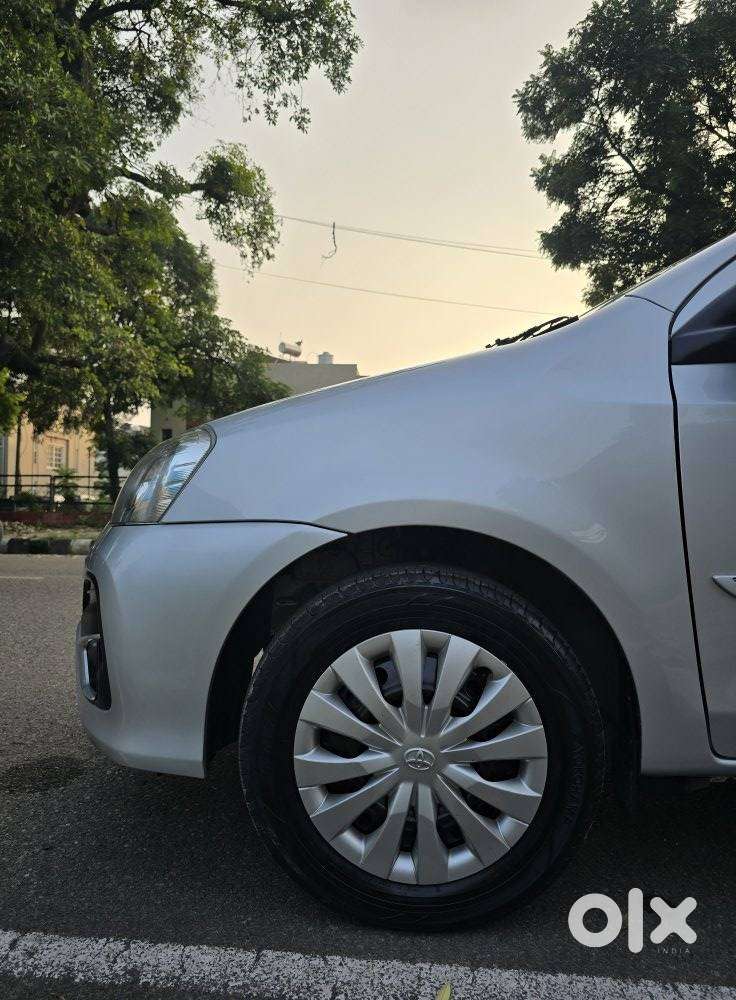 Toyota Etios 1.5 V, 2017, Petrol