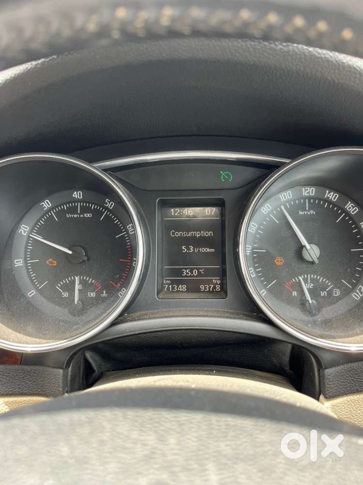 Skoda Superb Elegance 2013 Model