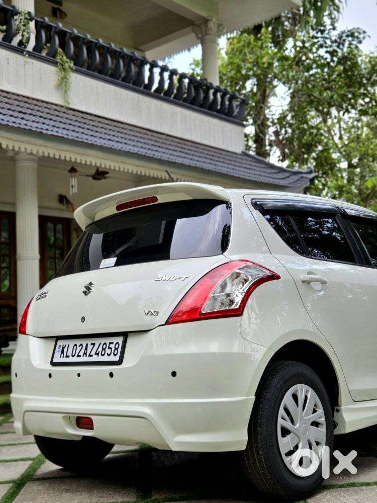 Maruti Suzuki Swift Vxi Glory Limited Edition, 2017, Petrol