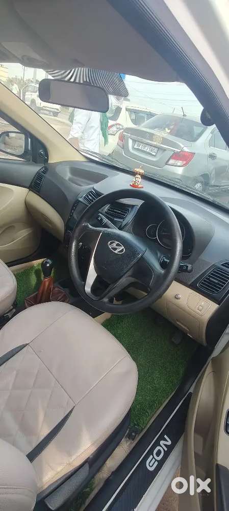 Hyundai Eon Magna 2015