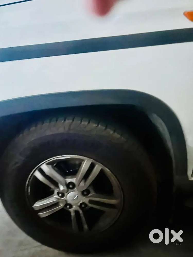 Mahindra Diesel Car 2023 For Sale 10.80 Lacs Negotiable