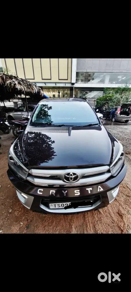 Toyota Innova Crysta 2017 Diesel Manual Second Owner