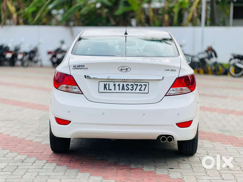 Hyundai Fluidic Verna 1.6 Vtvt Sx, 2013, Petrol