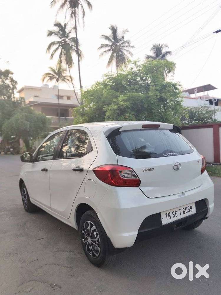 Tata Tiago 1.2 Revotron Xe Option, 2016, Petrol