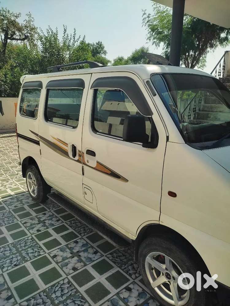 Maruti Suzuki Eeco 2017 Smiles 5 Seater Ac