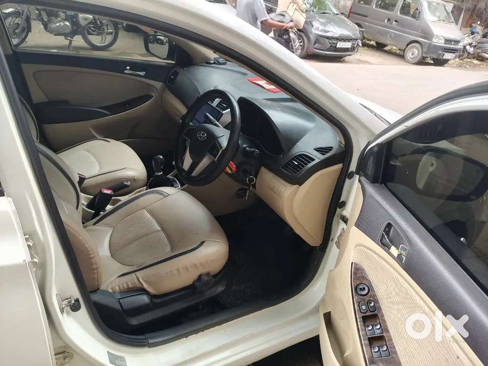 Hyundai Verna 1.6 Petrol 2012