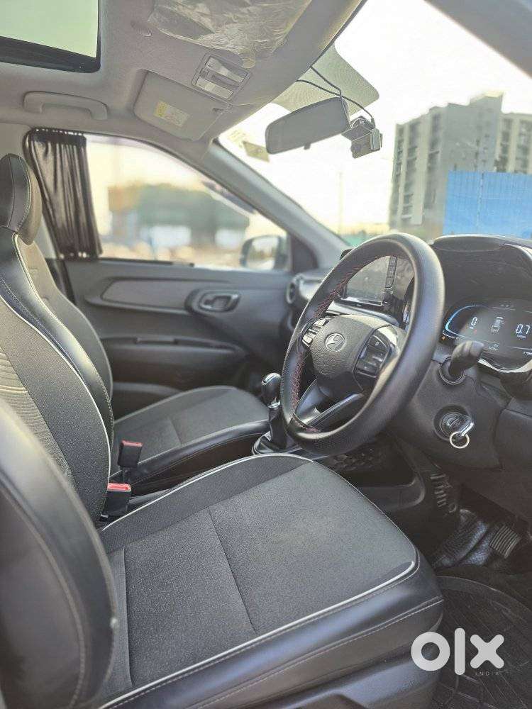 Hyundai Exter Sx 1.2 Cng Mt, 2025, Cng & Hybrids