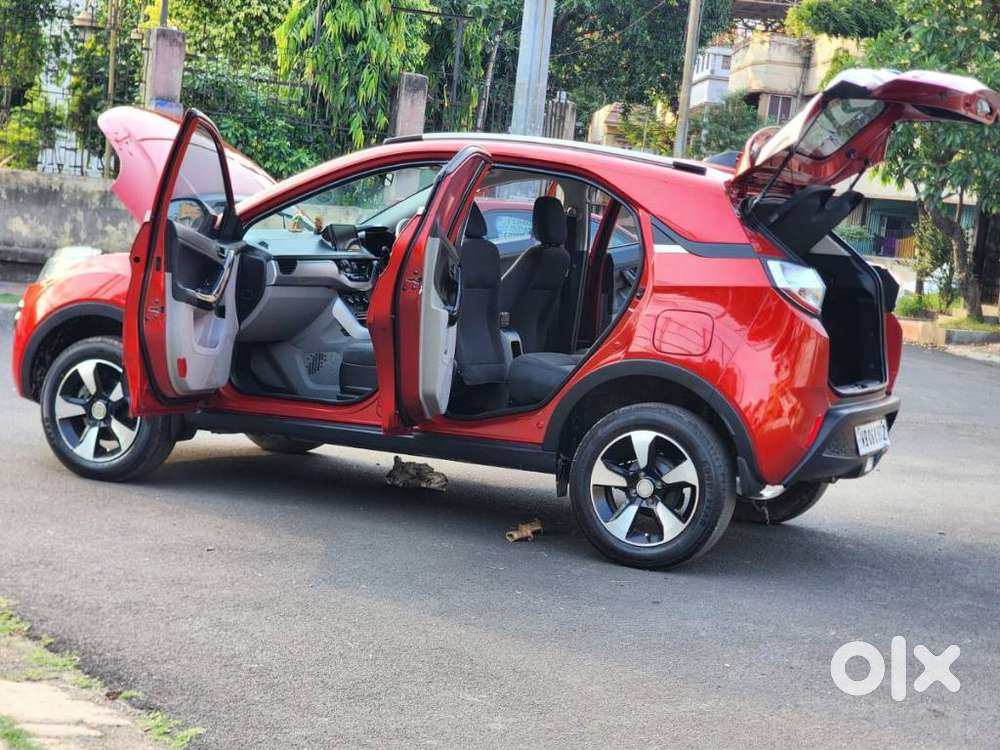 Tata Nexon 1.2 Revotron Xm, 2018, Petrol