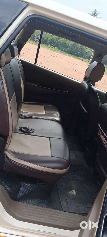 Toyota Innova 2.5 2016