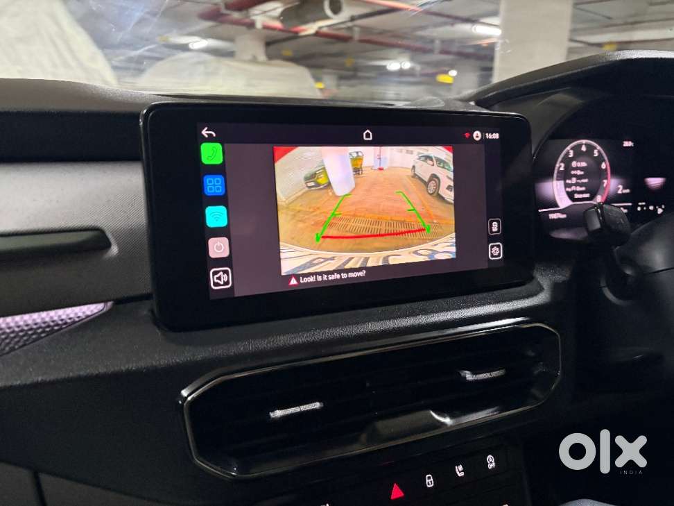 Skoda Kylaq Prestige, 2025, Petrol
